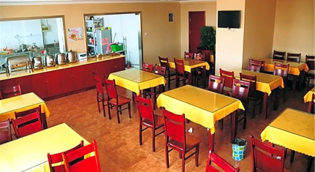 GreenTree Inn Jiangsu Nantong Haian Mingzhu City Express Hotel, Varaa Hotelli Zhoupu Shanghai