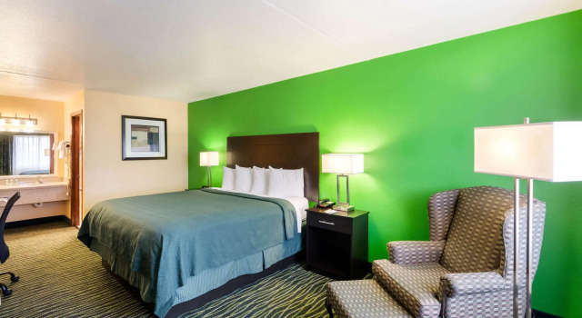 Quality Inn Siloam Springs, Varaa Hotelli Hotellit Ozark pysäköinnillä, Pysäköinti