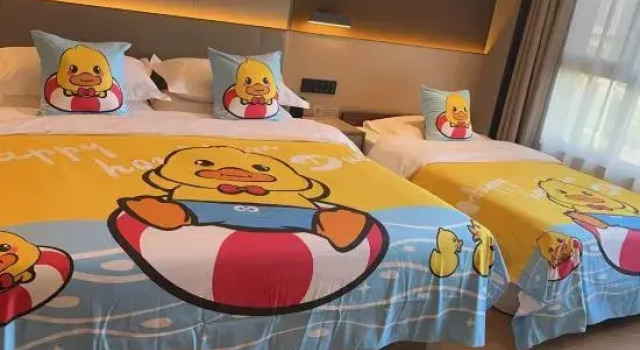 Семейный люкс Yueerman Hotel (Linfen West Railway Station Gulou West Street)