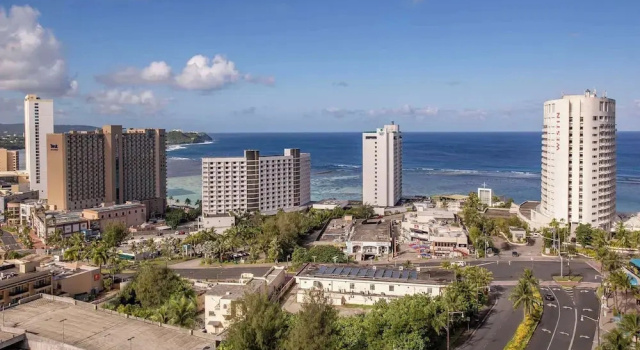 Habitación cuádruple De lujo con balcón Bayview Hotel Guam