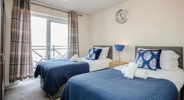 Captivating 3-bed Apartment in Grays