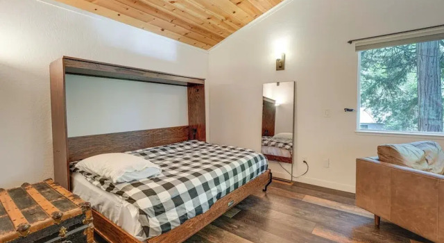 Private Lake Access: Pet-friendly Home in Arnold!