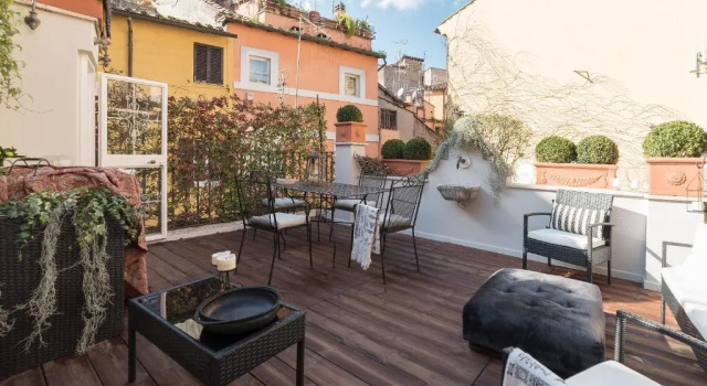 Апартаменты Charming Navona - The Loft
