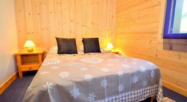 Charming Chalet in Champagny-en-Vanoise near Paradiski Ski Area, Забронировать Шале Шампани-ан-Вануаз Ла-Плань-Тарантез