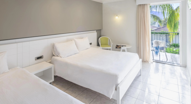 Margarita Hotel - All Inclusive, Забронировать Отель Бизнес-отели Лаганас, рядом с Пляжный клуб Pure, 4* 5*