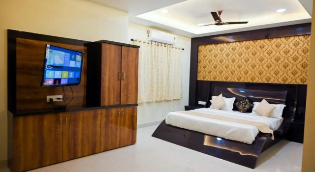 Люкс Hotel Golden Bliss