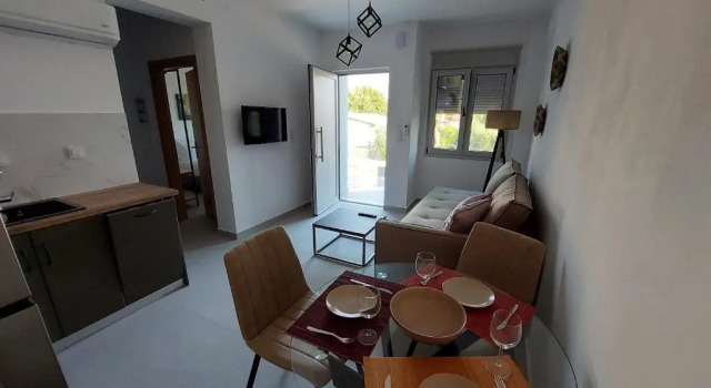 Коттедж с 3 комнатами Elia Luxury Apartments Estd. 2022