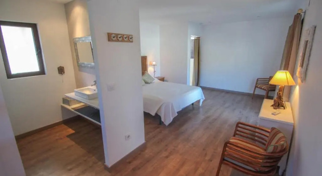 Laja - panoramic hillside holiday house in Moraira, Забронировать Отель Морайра Коста-Бланка