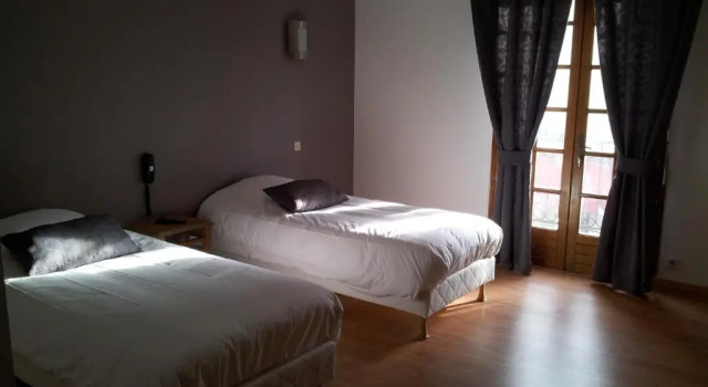 Двухместный номер Standard Hôtel Restaurant Le Victor Hugo