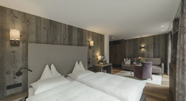 Двухместный номер Standard с балконом Hotel Schwarzer Adler - Sport & Spa