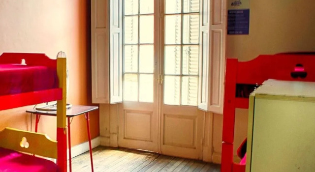 Hostel Alvear, Забронировать Хостел Хостелы Кордовы, рядом с Libertador Theatre, Хостел