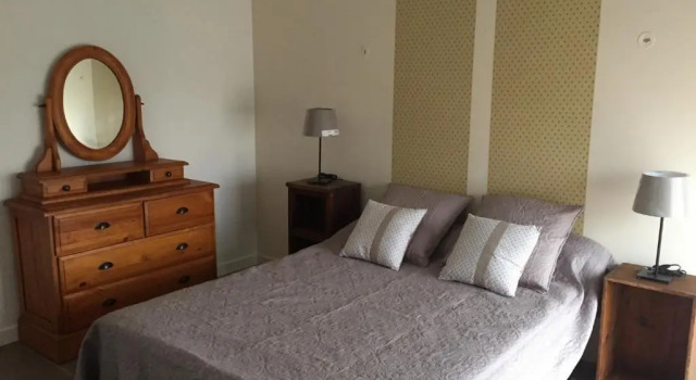 Mas Viala, Book Hotel Vauvert Gard