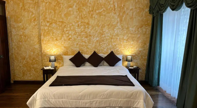 NASS Central Garden, Book Hotel Cheap Hotels in Sierra