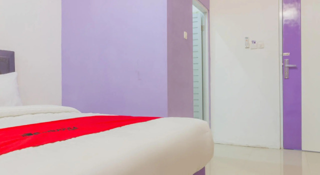RedDoorz Plus @ Tuparev Cirebon 2, Rezervovat Hotel North Cirebon West Java