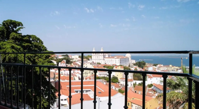 Castle Lisbon Typical, Забронировать Отель Отели Лиссабона с завтраком, рядом с Рештаурадориш, Завтраки