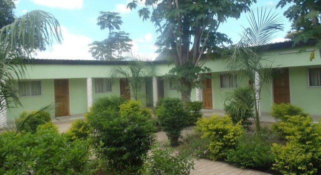 Richland Lodge Sinazeze, Book Hotel Hotels in Livingstone with Parking, Parking