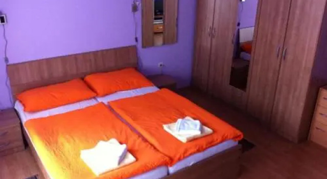 House Vukovic, Rezervovat Hotel Hotely v Rakovica se snídaní, Snídaně