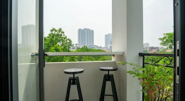 Апартаменты Premium с балконом Camellia Homestay