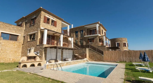 Вилла с 3 комнатами Armonia Seaside Villas