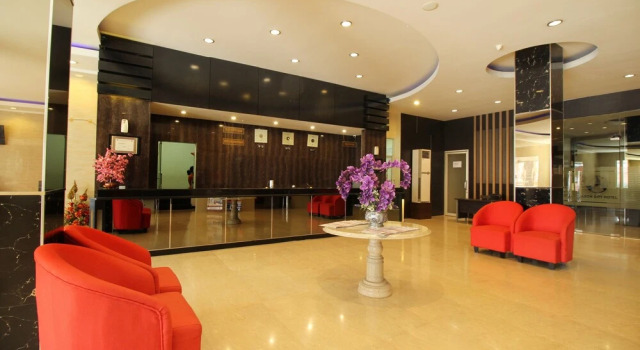 Airy Pelabuhan Makassar Lembeh 68 Makassar, Book Hotel Hotels in Sulawesi with Parking, Parking