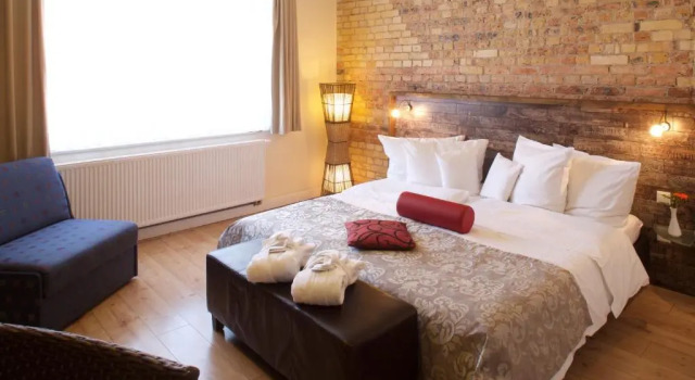 Ringhotel Schwarzer Baer, Varaa Hotelli 3 tähden hotellit kohteessa Garz, 3*