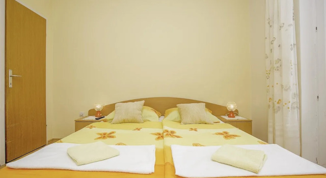 Villa Padova, Prenota Villa Hotel a Isole Quarnerine con parcheggio, Parcheggio