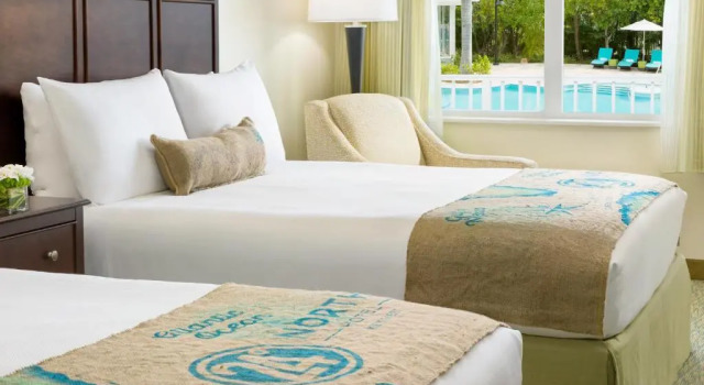 Двухместный номер с видом на бассейн Blue Flamingo Resort Key West