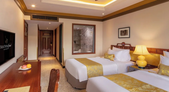 Номер Family Connecting Silk Path Grand Hue Hotel