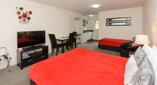 Студия Ellena Court Motel