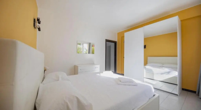 Appartamento 8 Pax in Villa Francesca Sicily sul mare, Prenota Appartamento Casteldaccia Sicilia
