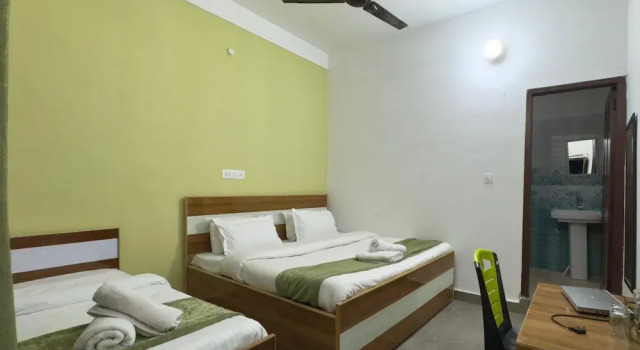 Hotel Rest and Bite, Prenota Hotel Barkot Uttarakhand