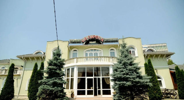 Pension La Cupola, Varaa Hotelli Târgu-Mureş 