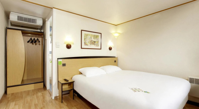 Campanile Rouen Nord - Barentin, Book Hotel Hotels in Upper Normandy with Breakfast, Breakfasts