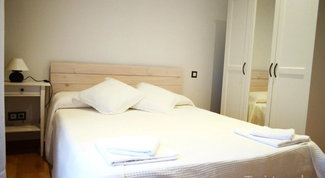 Apartamento Llerandi A: Céntrico y completamente reformado