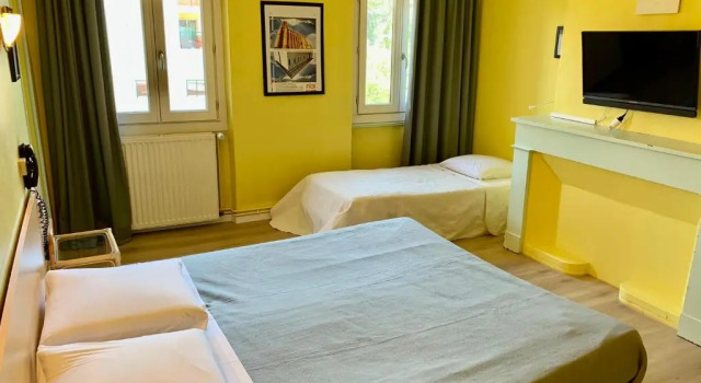 Superior Triple room Urban Style Hotel Laperouse