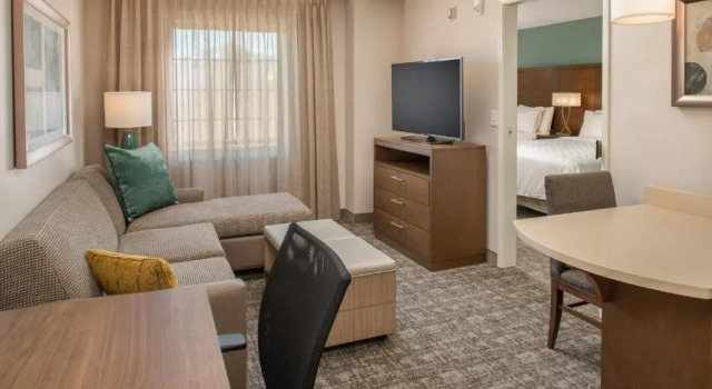 Четырёхместный номер Standard c 1 комнатой Staybridge Suites - Hillsboro North by IHG
