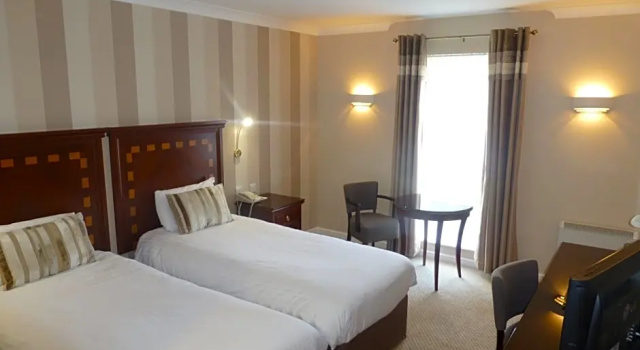 Номер Classic Manor Of Groves Hotel, Golf & Health Club