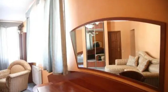 Liliana, Prenota Hotel Volosyanka 