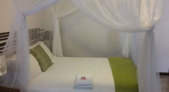 Acacia Guest House, Rezervovat Penzión Hotely v Maputo s parkováním, poblíž Centro Cultural Franco Moçambicano - CCFM, Parkování