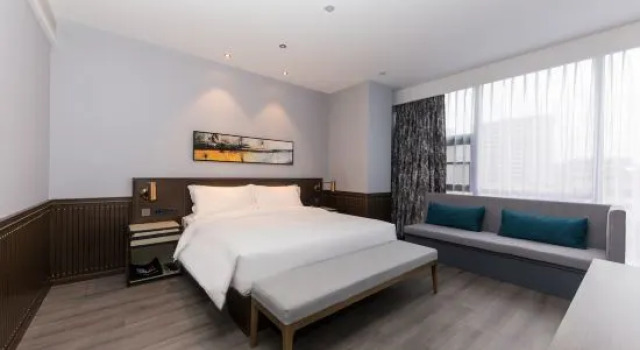 Люкс Jizi Hotel (Wuwei City Plaza)