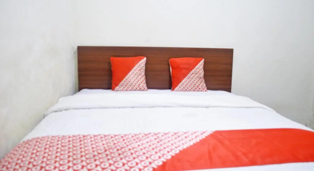 Номер Standard OYO 2731 MIM Guest House Syariah
