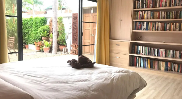 Вилла Luxury LUXURIOUS VIEW TALAY VILLA - PATTAYA HOLIDAY HOUSE