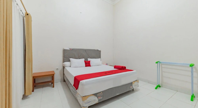RedDoorz near GOR Parenggean, Prenota Hotel Hotel a Kalimantan con parcheggio, Parcheggio