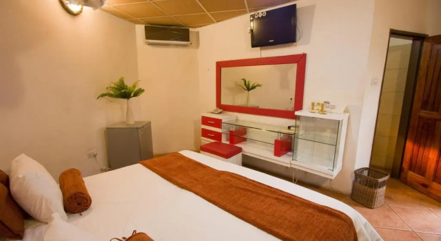 Kaazmein Lodge, Book Hotel Hotels in Livingstone with Parking, Parking