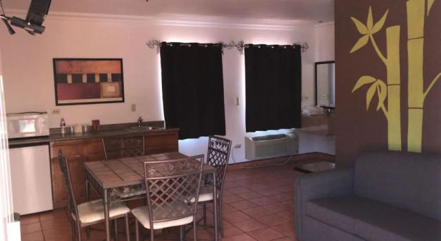 Люкс Deluxe Hotel Colonial de Nogales
