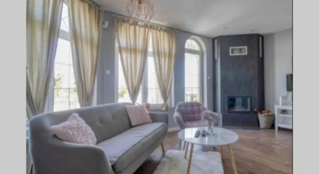 Вилла Deluxe Luxury Riverside Villa with Private Pool, Sauna and BBQ, 12 Guests