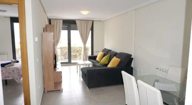 House With 2 Bedrooms in Cudón, With Enclosed Garden Near the Beach, Varaa Hotelli Cudón Kantabria