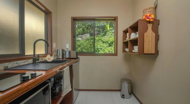 1 Bedroom Luxury Villa with balcony Rainbow Villas
