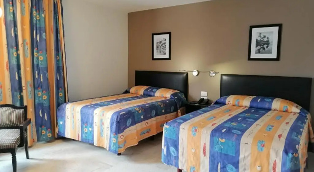 Четырёхместный номер Standard Hotel Mar y Tierra