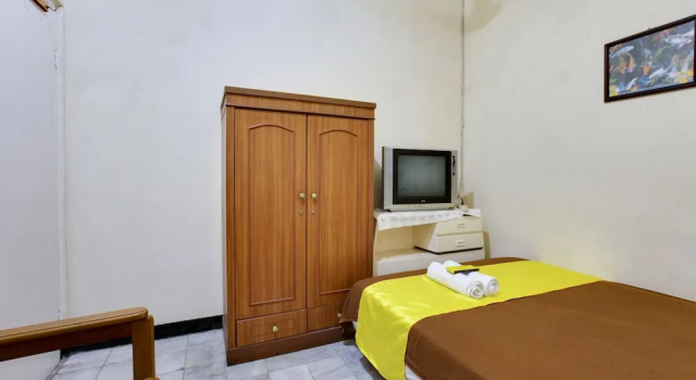 Economy Zimmer Literooms Kebun Raya Bogor